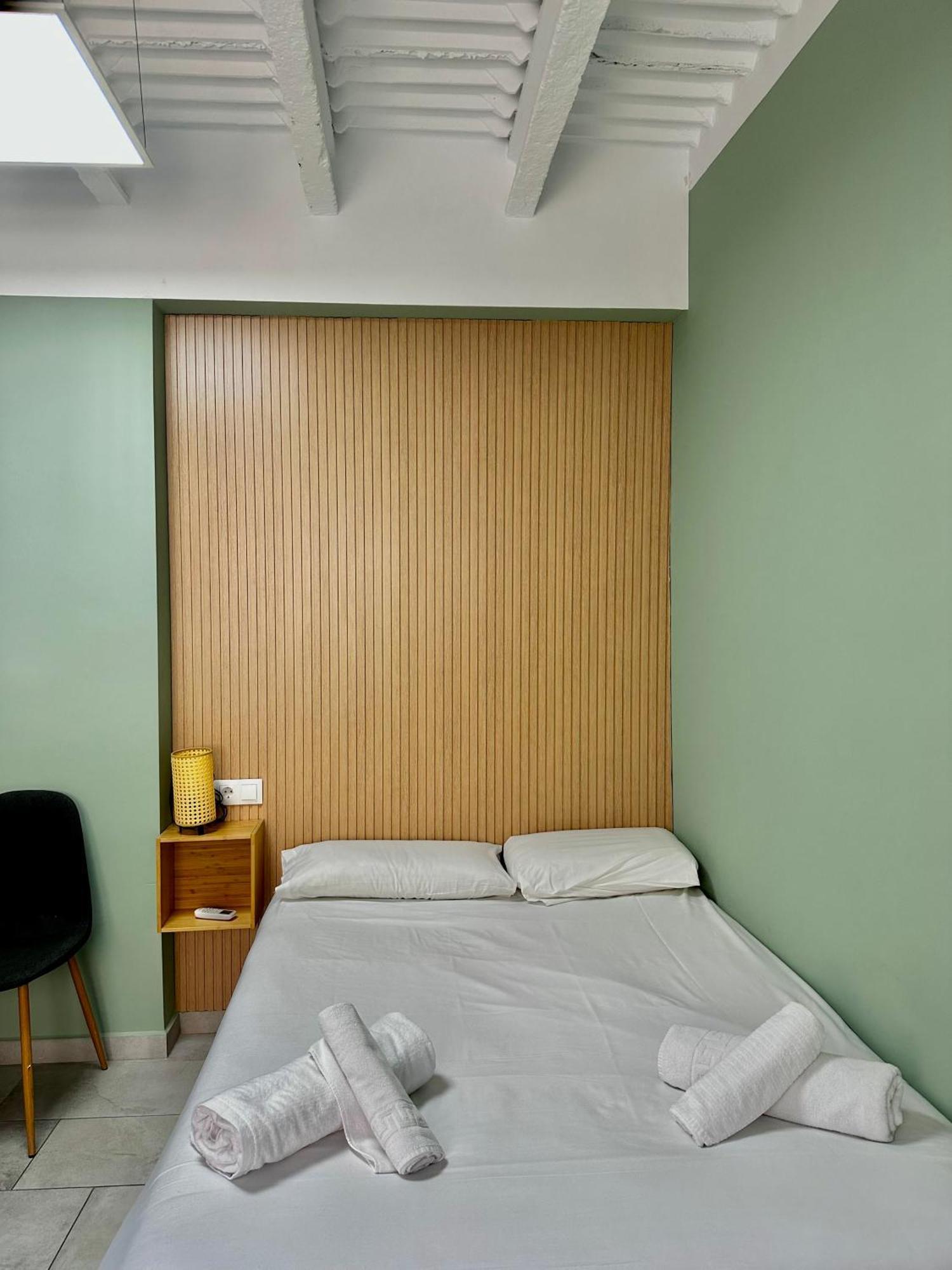 Lovely Studio Apartment 马拉加 外观 照片