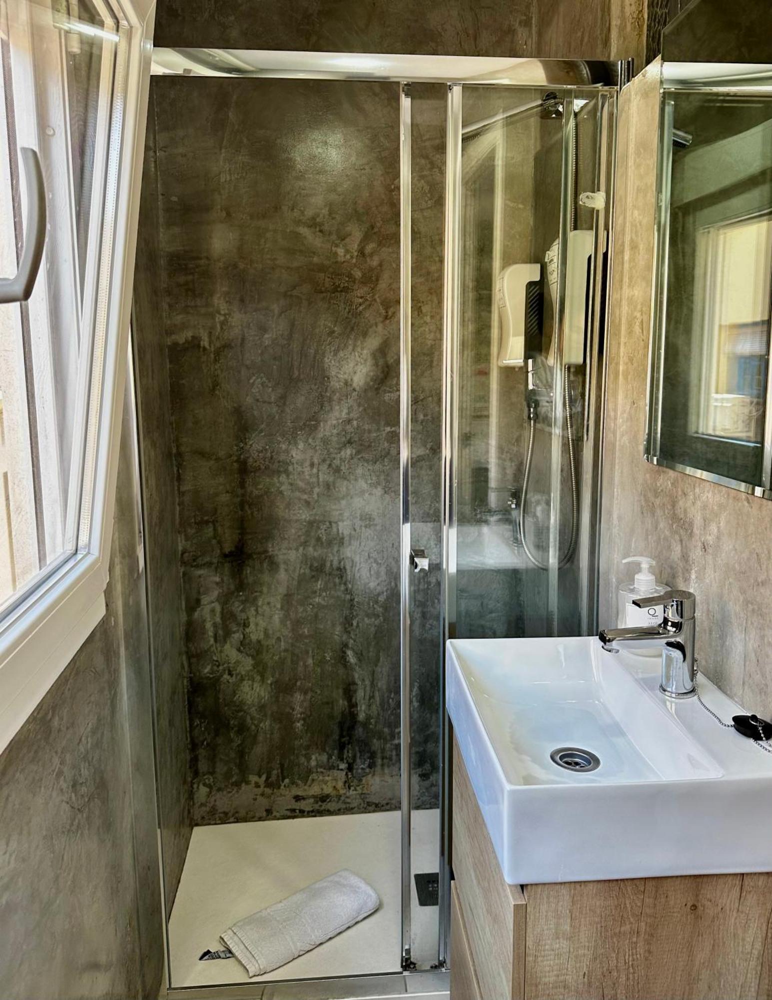 Lovely Studio Apartment 马拉加 外观 照片